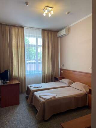 Гостиница Аллес Лазаревское Двухместный с отдельными кроватями без балкона, 1 этаж-8