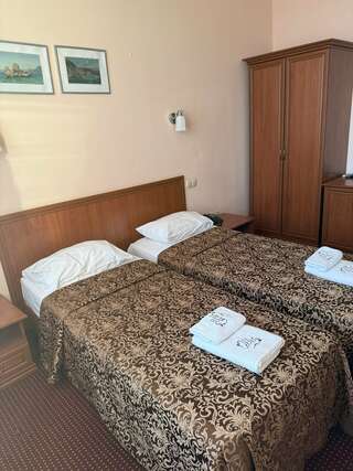 Гостиница Аллес Лазаревское Двухкомнатный "Люкс" (с видом на море), с балконом, 6 этаж-7