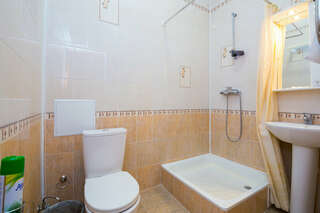 Гостиница Аллес Лазаревское Двухместный с отдельными кроватями без балкона, 1 этаж-3